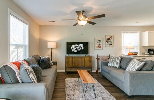 Clarksville Casa | Unit #A 1010 Franklin St