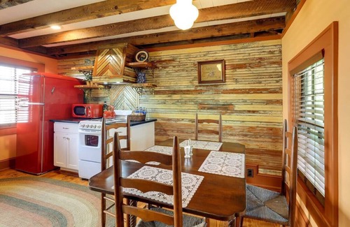 New Bern Casa | Unit A | Historic New Bern Stay!