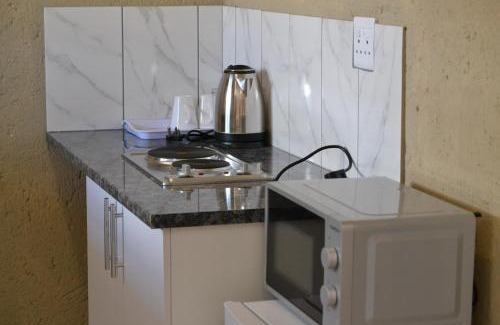 Polokwane Cama Y Desayuno | Unit G Guest House