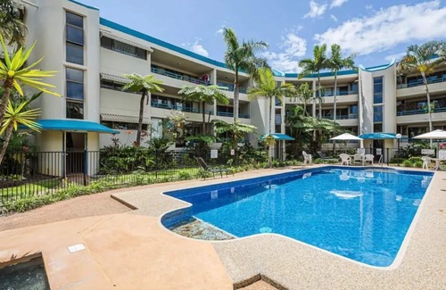 Bongaree Apartamento | Unit in the best location of Bribie, walking distance to everything!!