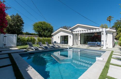 Toluca Woods Villa | Universal Studio Stellar Home with pool and jacuzzi