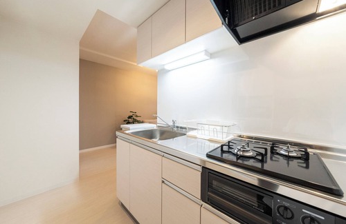 Higashi Apartamento | UNIVERSE 202
