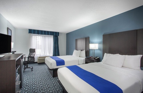Charlotte Hotel | University Inn and Suites'