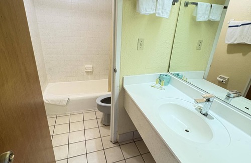 Gainesville Hotel | University Inn Gainesville