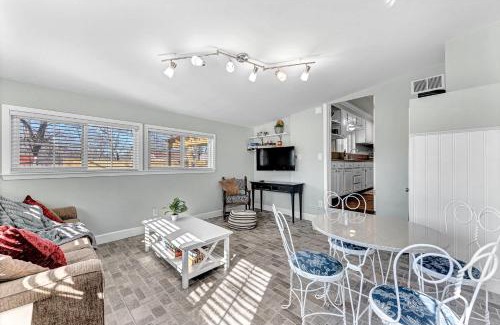 Siloam Springs Casa | University Place, family stay, practically on JBU campus