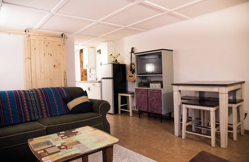 Monmouth Apartamento | University Suite on Stadium Drive