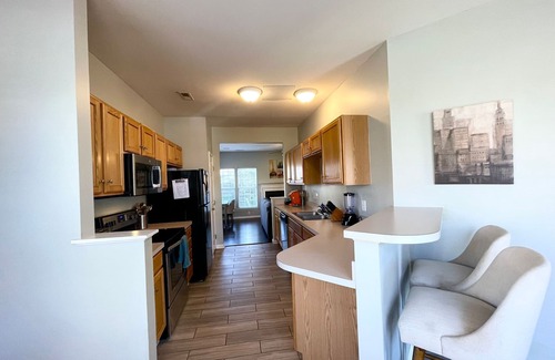 Davis Lake - Eastfield Casa | Bonita casa de pueblo, cerca de la zona residencial y de la universidad
