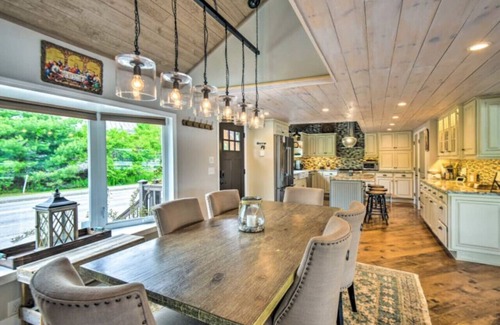 Enfield Casa | Unmatched Lakefront Home