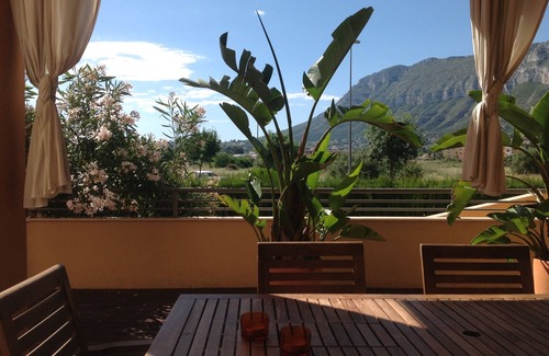 Denia Apartamento | Apartamento Lujo en Denia-Playa-Piscina-Wifi gratis-Aire acondicionado-Parking