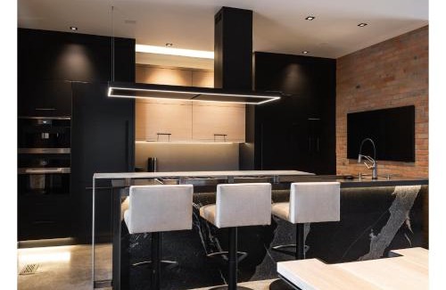 Downtown Bozeman Casa | Unmatched Privacy & Luxury for the Entire Family
