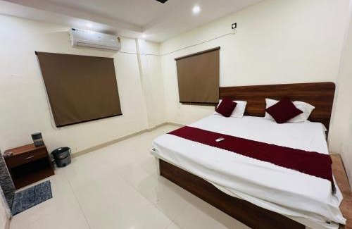 Varanasi Hotel | Unnati residency