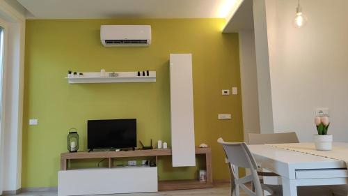 Lezzeno Apartamento | Uno spazio di vibrazioni
