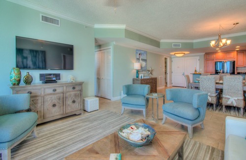 Pensacola Beach Condominio | VISTAS FRONTALES AL GOLFO - PISO 18 - TORRE 3 - ¡TARIFAS TODO INCLUIDO! NUEVOS MUEBLES!