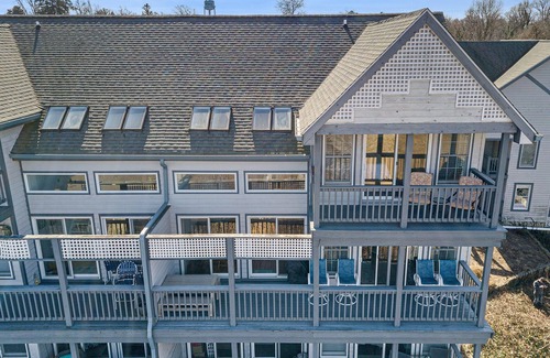 Betterton Condominio | Unobstructed view of the Chesapeake Bay, w/ a beach!