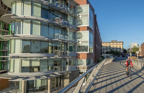 Inner Harbour Condominio | Unobstructed Water Views from stunning condo!
