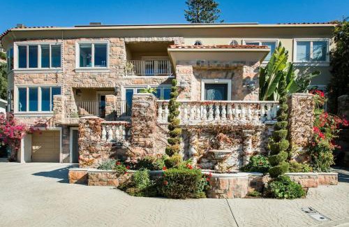 Laguna Beach Casa | Unparalleled Villa Apartment in an Enchanting Village