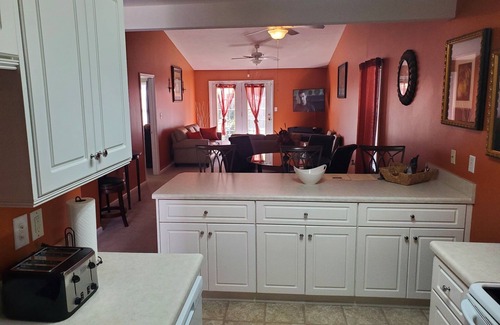 St. Andrews Casa | Unplug and Enjoy a cozy home with a backyard patio, grill, and free Wi-Fi.