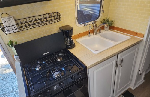 Castaic Casa | Unplug and Relax under the stars in a unique Private Airstream on 4 acres-ranch