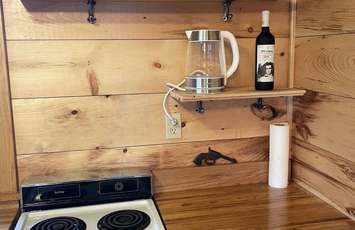 Sharpsburg Cabina | Unplug & Recharge at Whispering Pines Ringgold