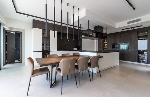 Chateauneuf-Grasse Casa | Unrivaled Modern Architect Luxury Villa. Just Moments from Cannes