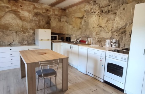 Domme Casa | Unusual gîte, Le Troglodyte with panoramic view