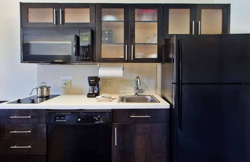 Horsham Casa | Unwind and Recharge! 2 Comfortable Units, Kitchen, Pet-friendly Property