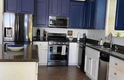 Red Bluff Casa | Unwind and relax at our country cozy getaway home