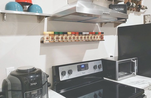 Stockbridge Casa | Unwind and Relax with us. No deposit!