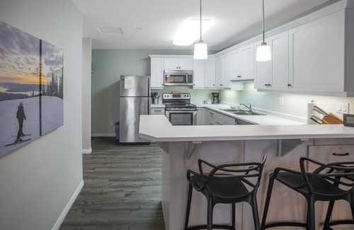 Silver Star Mountain Hotel | Unwind at Silver Star | Cozy 2BR Suite!