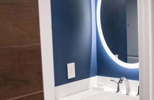 Marathon Complejo | Unwind at Your Own Oceanfront Haven - Resort Amenities, Pets Welcome - 2 Units