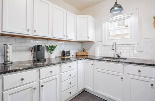 Firestone Park Casa | Unwind in a Hot Tub at a Retreat Haven