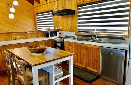 Tuross Head Casa | Unwind in a stylish 3 bedroom home. Within an easy stroll to beach park & shops.