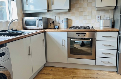 Corby Casa | Unwind in Style: Your Home Away From Home in Corby
