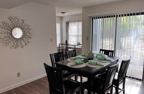 Paw Creek Casa | Unwind in Tranquil Style - Spacious 3-Bed Haven
