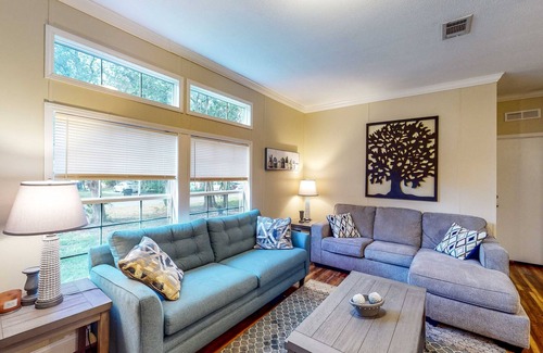 Williston Casa | Unwind in Williston: Ride and Dive Getaway