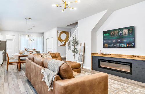 Four Corners Casa | Unwind In Your 5-bedroom Oasis