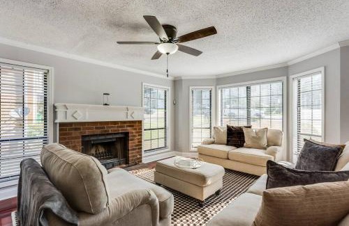 Stone Mountain Casa | Unwind & Relax at Legacy Estates