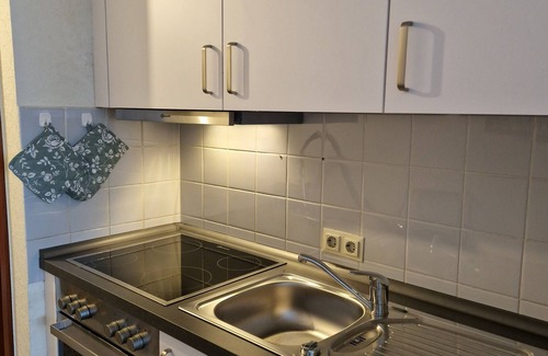 Unterkirnach Apartamento | Descanse, relájese, recupérese ... - Piscina cubierta (12x6m) u. Sauna en la casa!