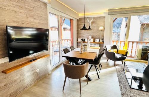 Benasque Apartamento | UP BENASQUE FLOR de NIEVE