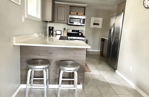Lafayette Cabaña | Updated, 2 Bedroom Cottage, close to Boulder