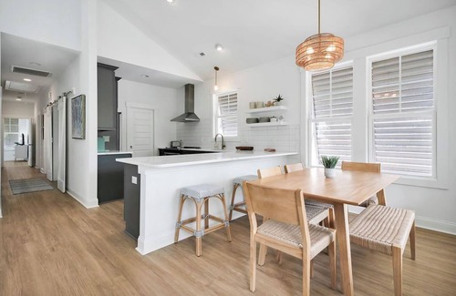 Wilmington Beach Casa | Updated/2min Walk to Beach/Private Pool/Golf Cart/Lush Yard/Table Games