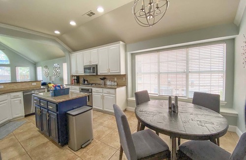 Lantana Casa | UPDATED 4 BR Home-Argyle Area-24 Min to DFW AIRPORT!