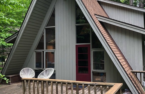 Harbor Springs Chalet De Esquí | Chalet de esquí actualizado con estructura en A ... ¡Camina hasta Nubs Nob!
