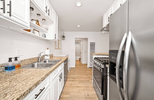 East Side Costa Mesa Apartamento | Updated Apartment for 2 in Eastside Costa Mesa