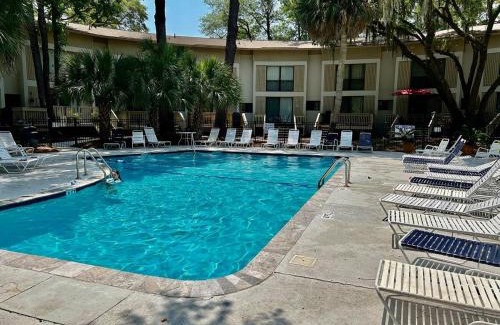 North Forest Beach Apartamento | Updated Beach Villa 2 bd 2 ba just steps 2 sand