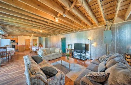 Berger Casa | Updated Berger Cottage with Pool, on a Private Farm!