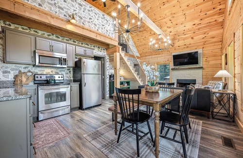 Mentone Cabina | Updated Brow View Cabin with Hot Tub/Fire Pit/Arcade in Mentone