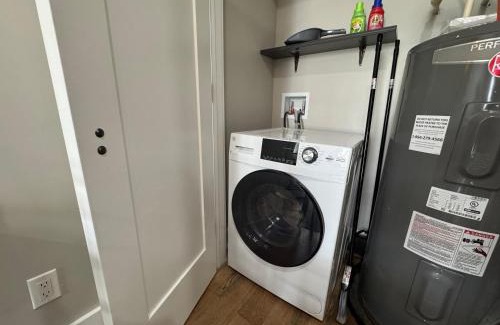 Northeast Apartamento | Updated Central 2BR APT near Downtown