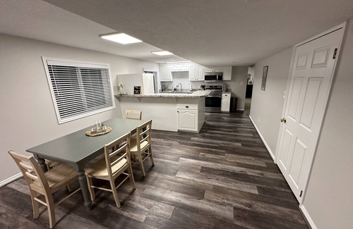 Cottonwood Heights Casa | Updated, cozy private basement suite - 25 min to skiing