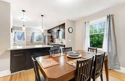 North End Casa | Updated Craftsman with spacious backyard, high-speed WiFi, & great location